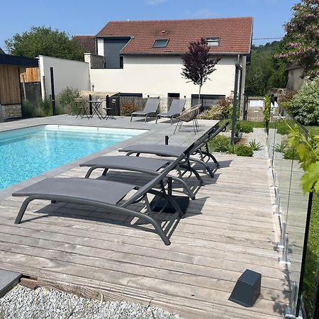 Sejour Detente - Appart'Hotel N 1 Avec Jaccuzi, Piscine Et Petit-Dejeuner Chouzelot Exterior foto